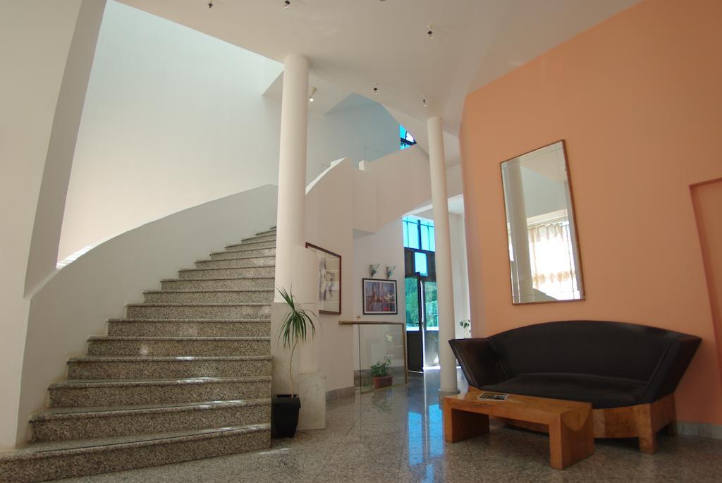 טריליי Hotel Sv. Mihovil מראה חיצוני תמונה