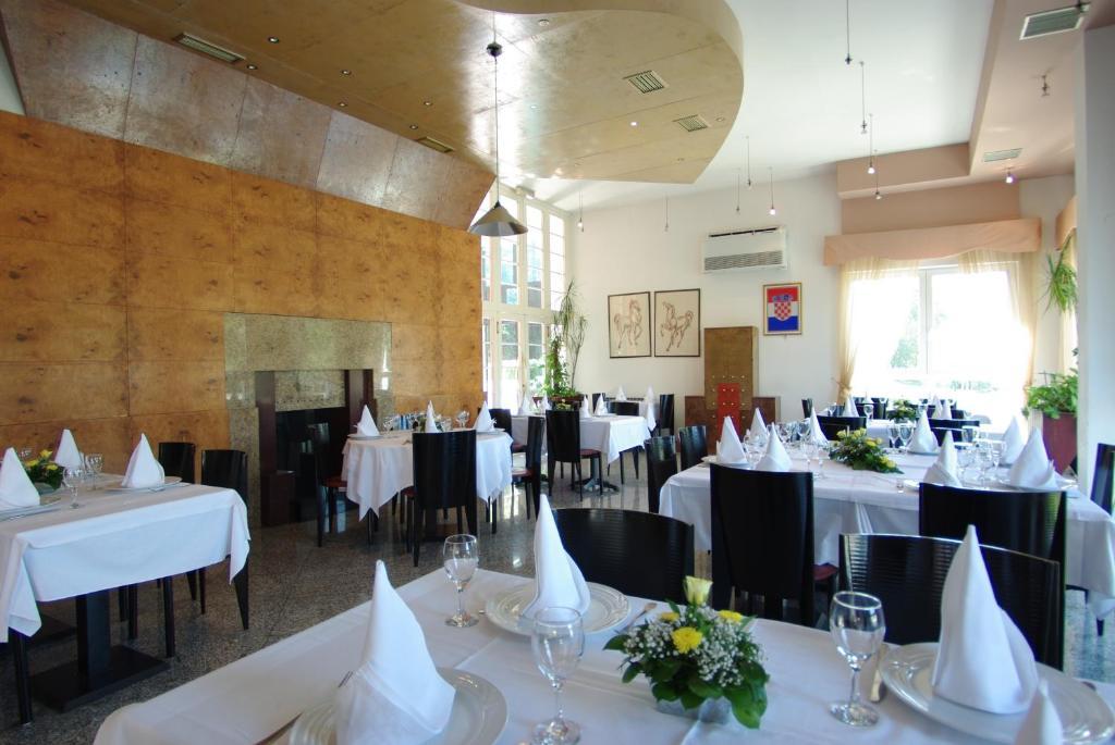 טריליי Hotel Sv. Mihovil חדר תמונה